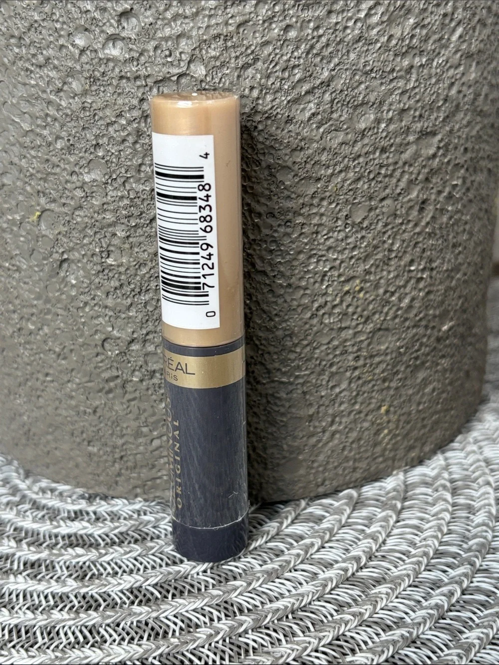 ❤️$2 NWT L'Oreal Voluminous Mascara 4.5ml